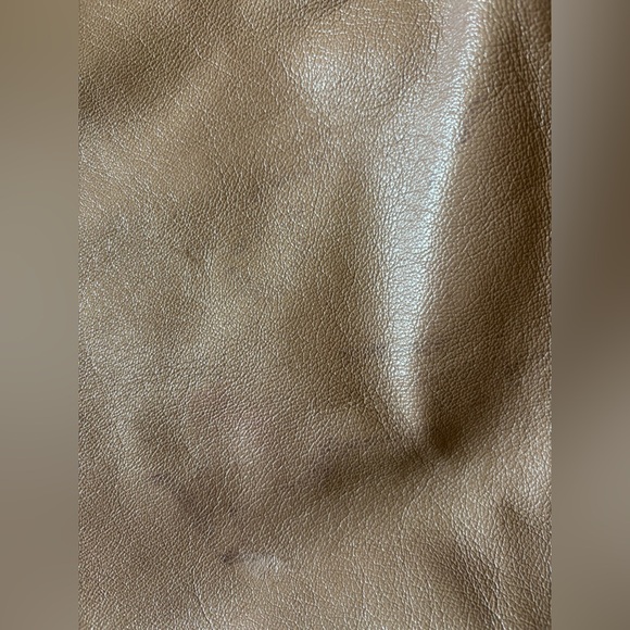 Marc Jacobs Tan Leather Shoulder Bag - Picture 7 of 8